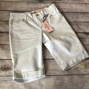 NWT Juicy Couture White Bermuda Shorts Size 0